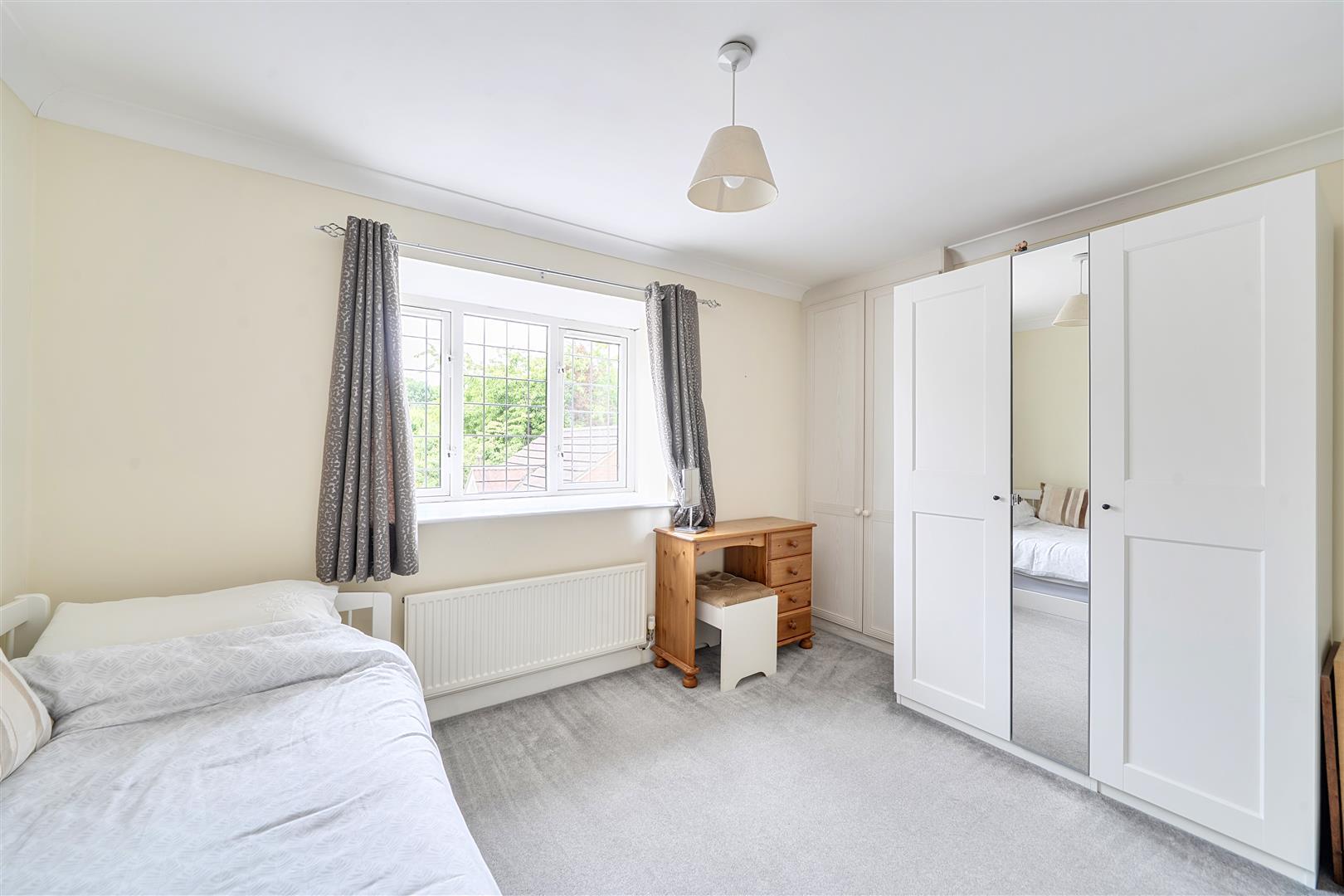 Property Image 09f1ffdf-8c20-4084-86e1-365430069874