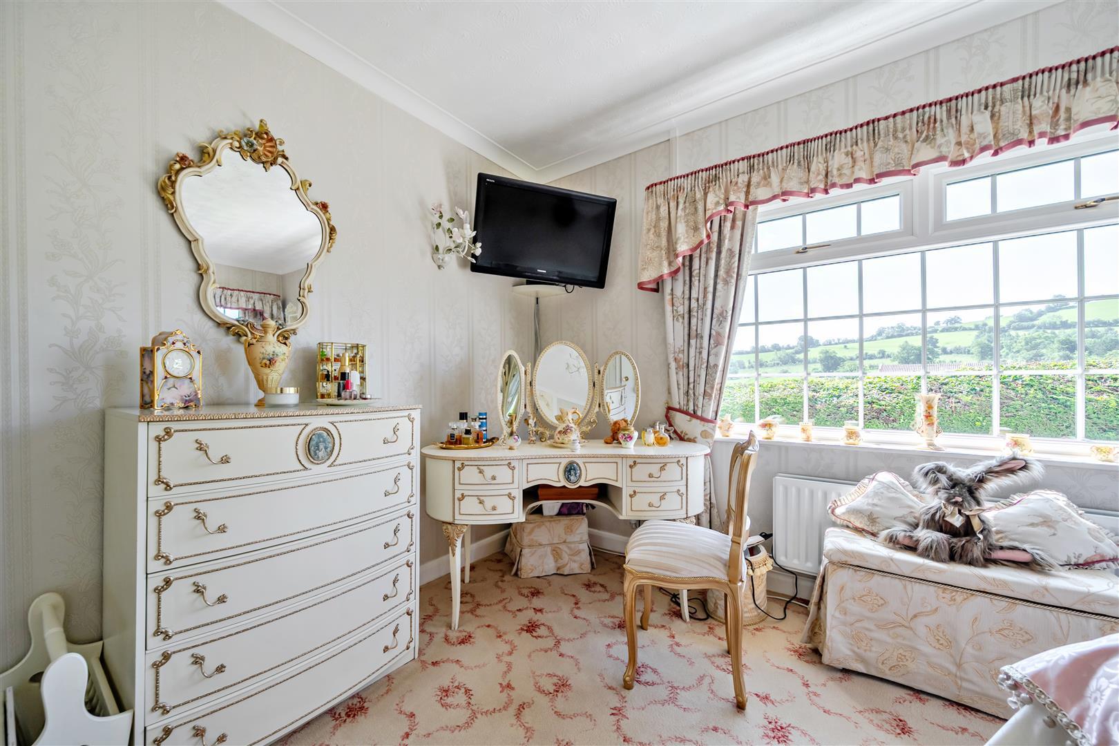 Property Image 09f7e70a-cf1d-4f21-901c-b416d277124a
