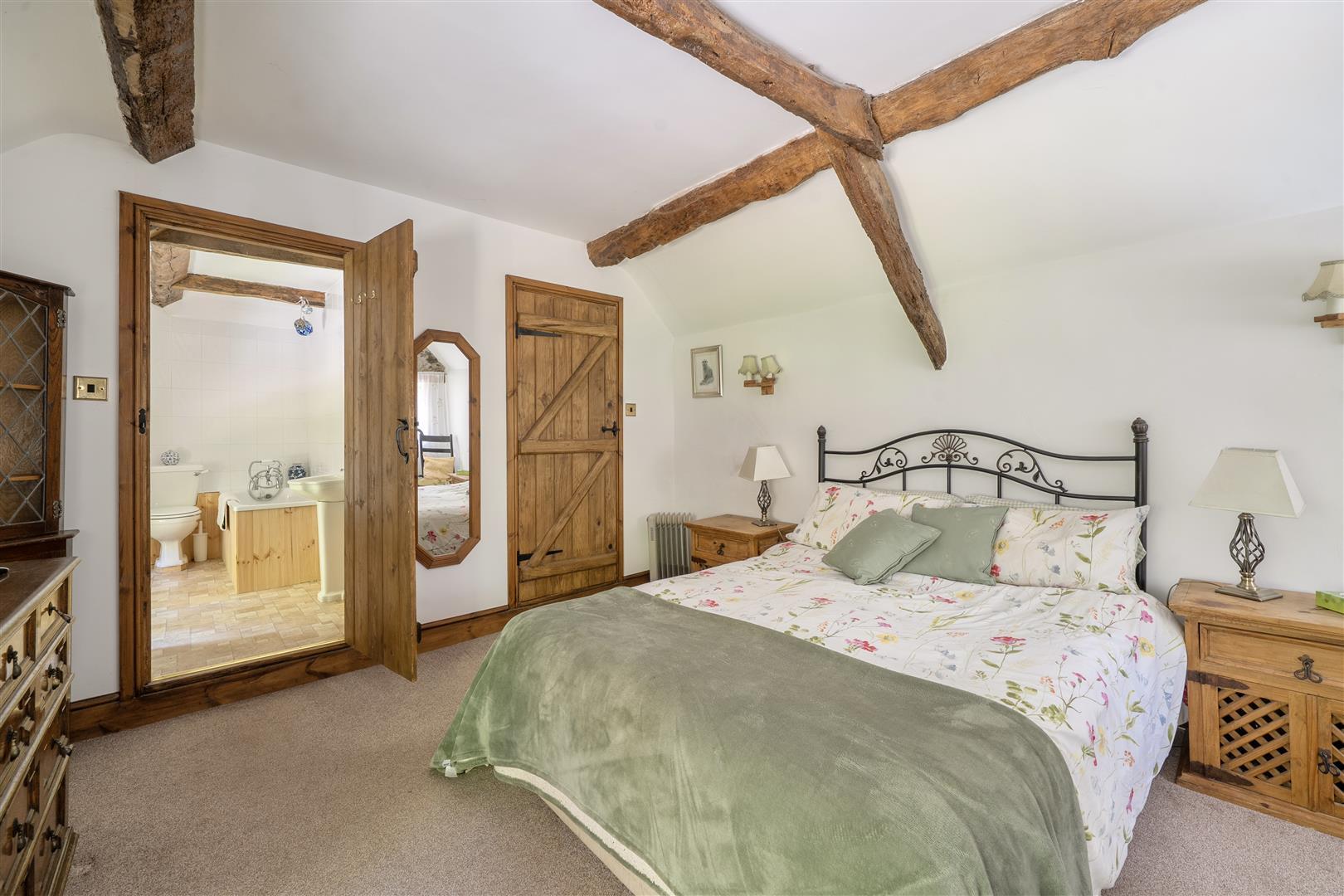 Property Image 09f8f096-7f2a-40fa-851a-685d933a2f30