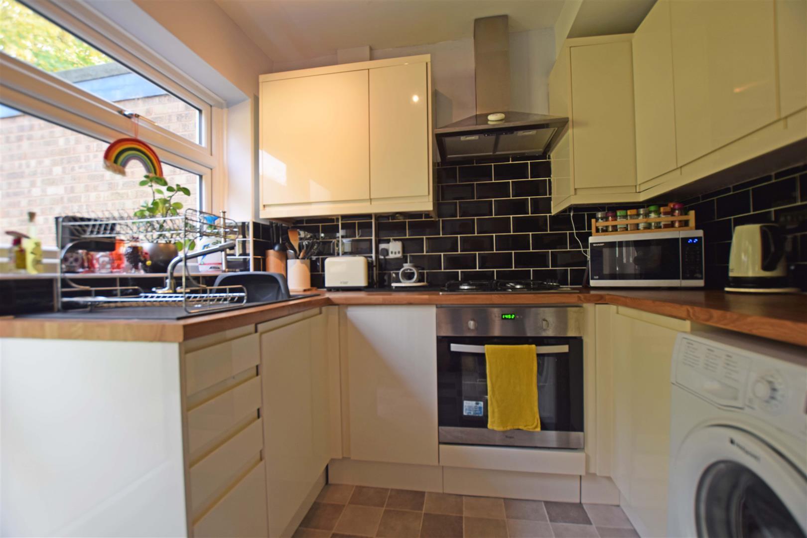 Property Image 0a001890-0817-4d80-bf90-e835c45c92eb