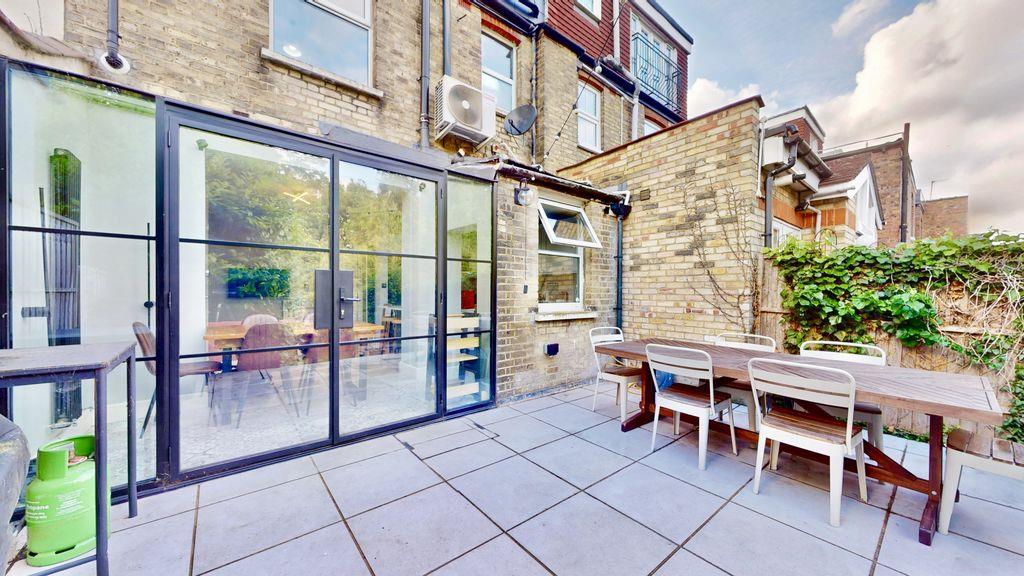 Property Image 0a013fde-4ef3-479d-862d-e0441f3887ee