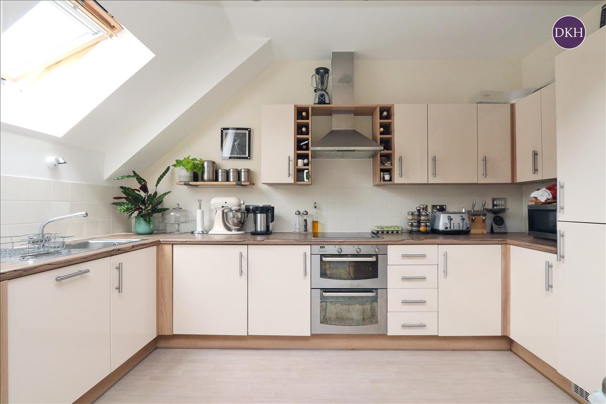 Property Image 0a09d614-3105-403a-aaf6-476d13904b23