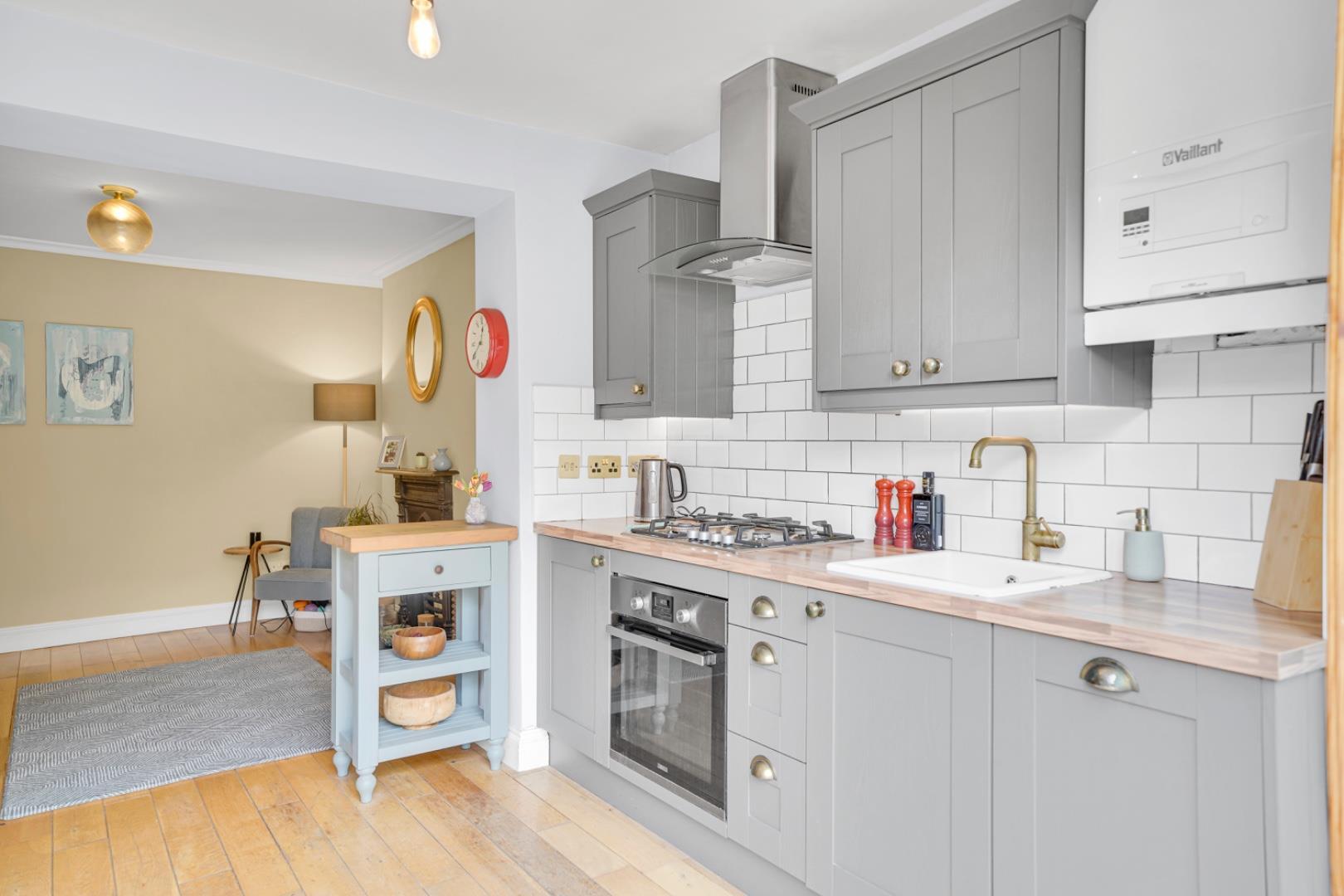 Property Image 0a12a452-b8a7-4288-80d5-a02e88d0f70f