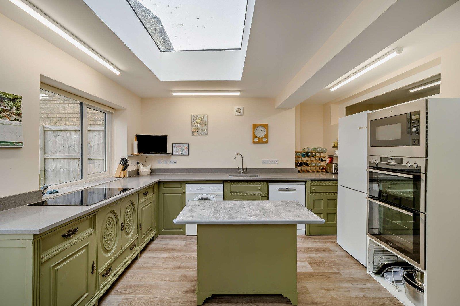 Property Image 0a203481-d904-4b8b-80f2-087b120e7813