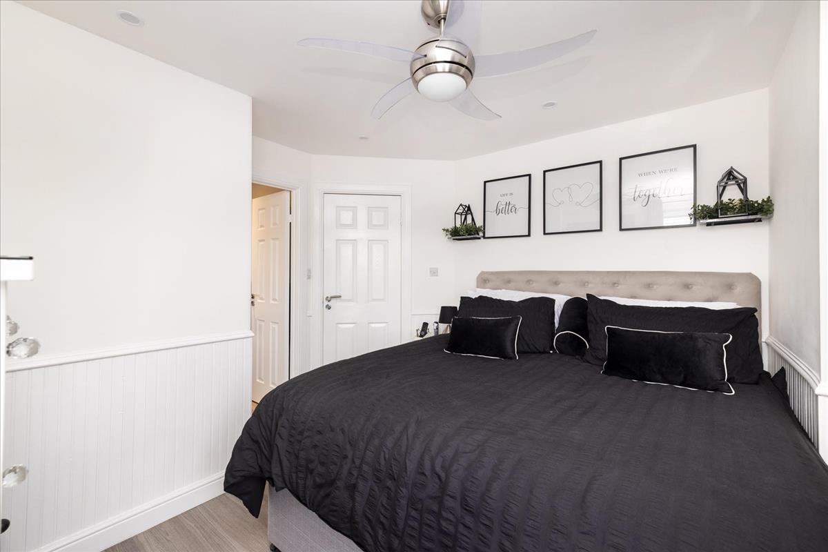 Property Image 0a2140b3-4f59-454b-947e-3bef2788b7e1