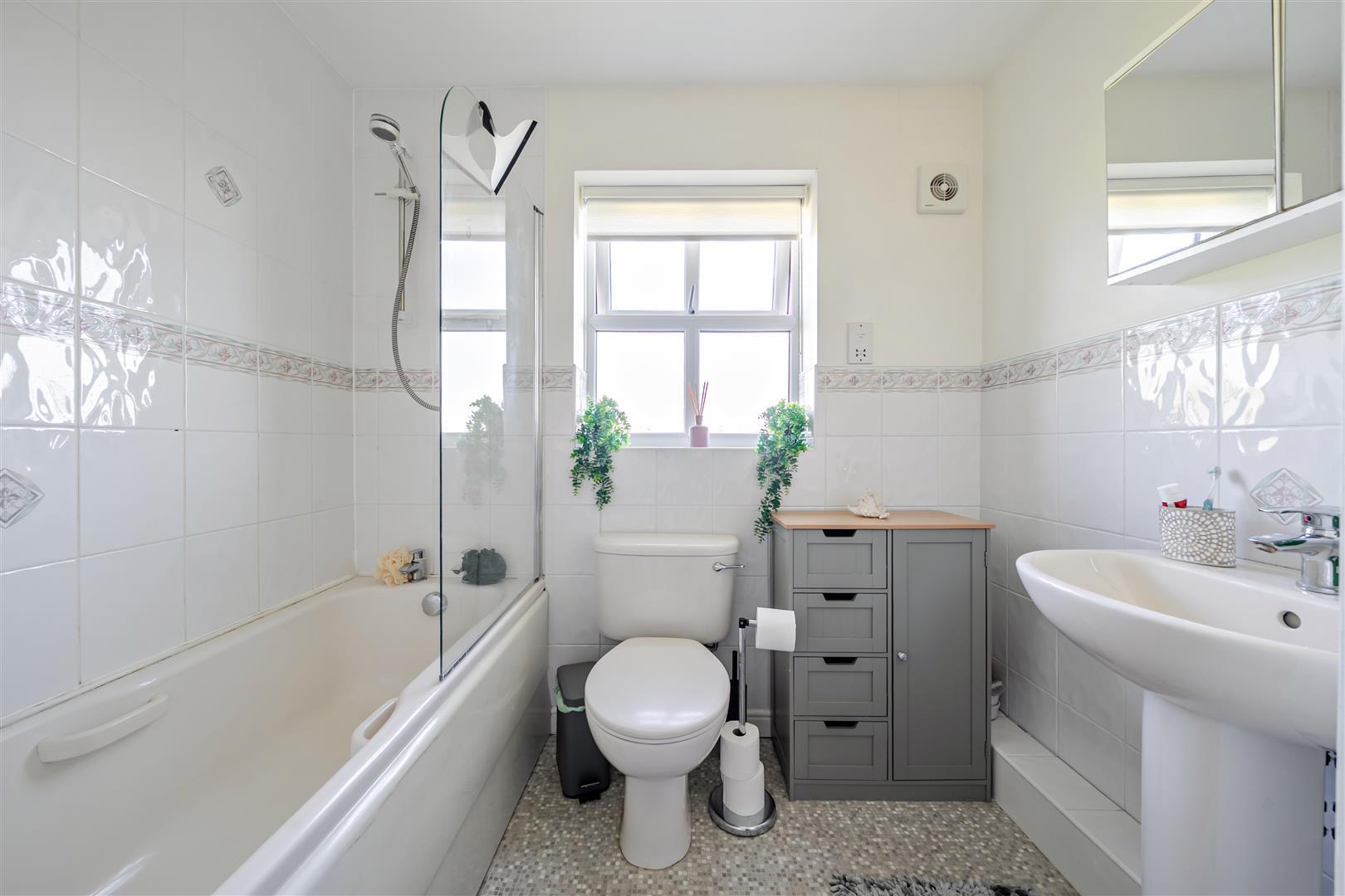 Property Image 0a29d9be-7647-44f2-960f-b38f6e3ee259