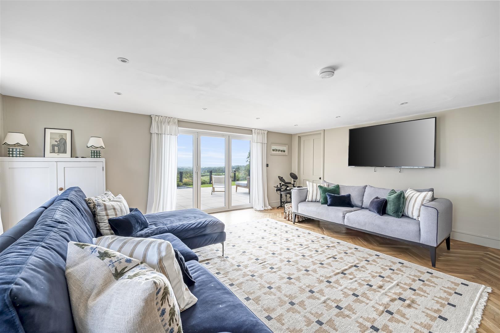 Property Image 0a2bff37-46e6-4455-a36e-27f714759af3