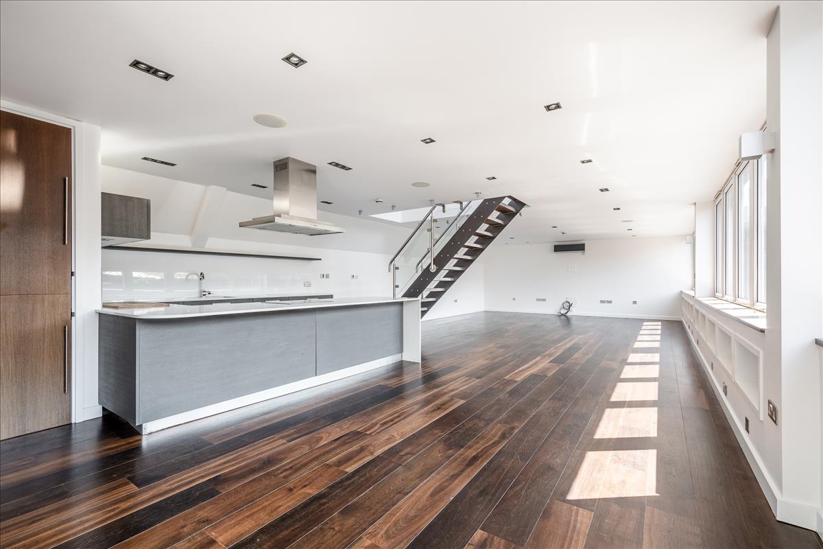 incredible duplex penthouse for rent on charlotte road ec2a