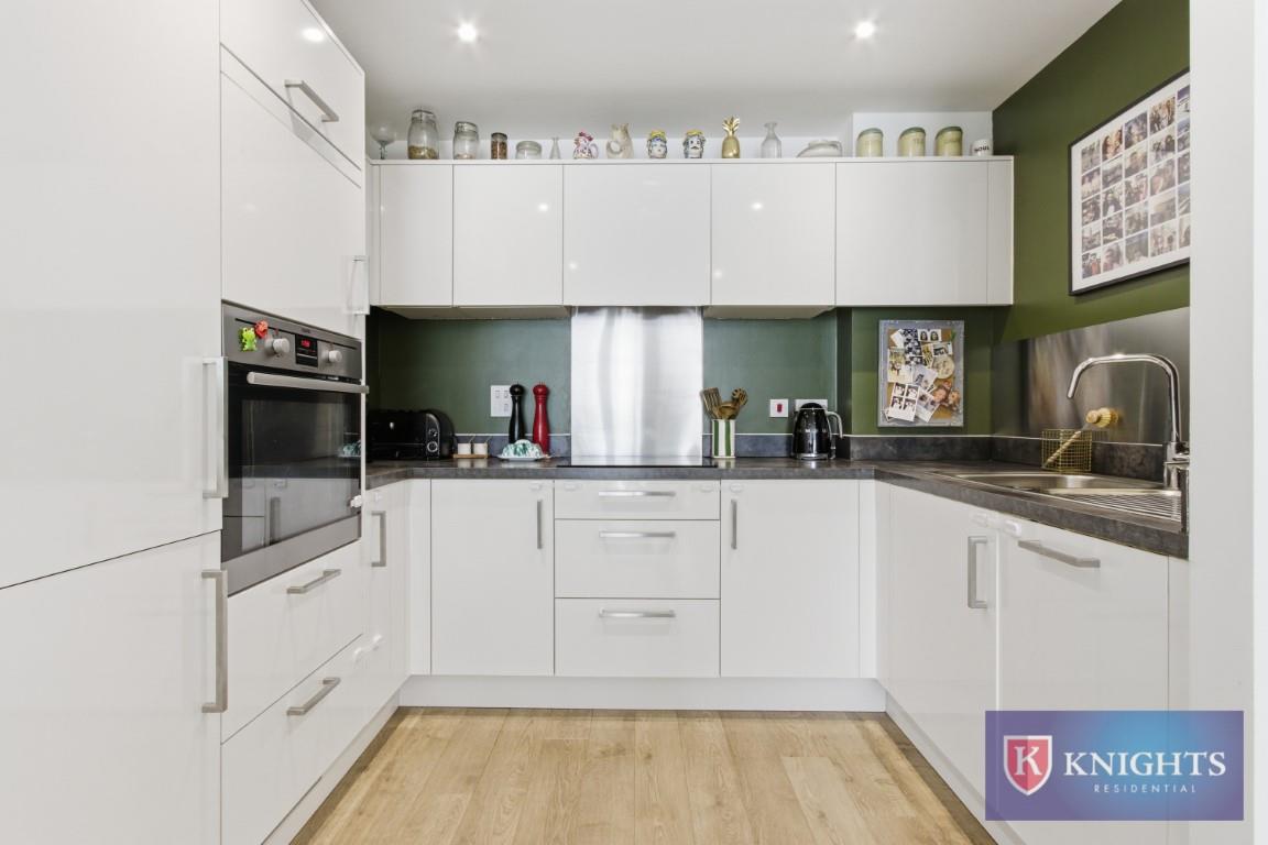 Property Image 0a385420-e413-41fc-a15a-d9231653c975