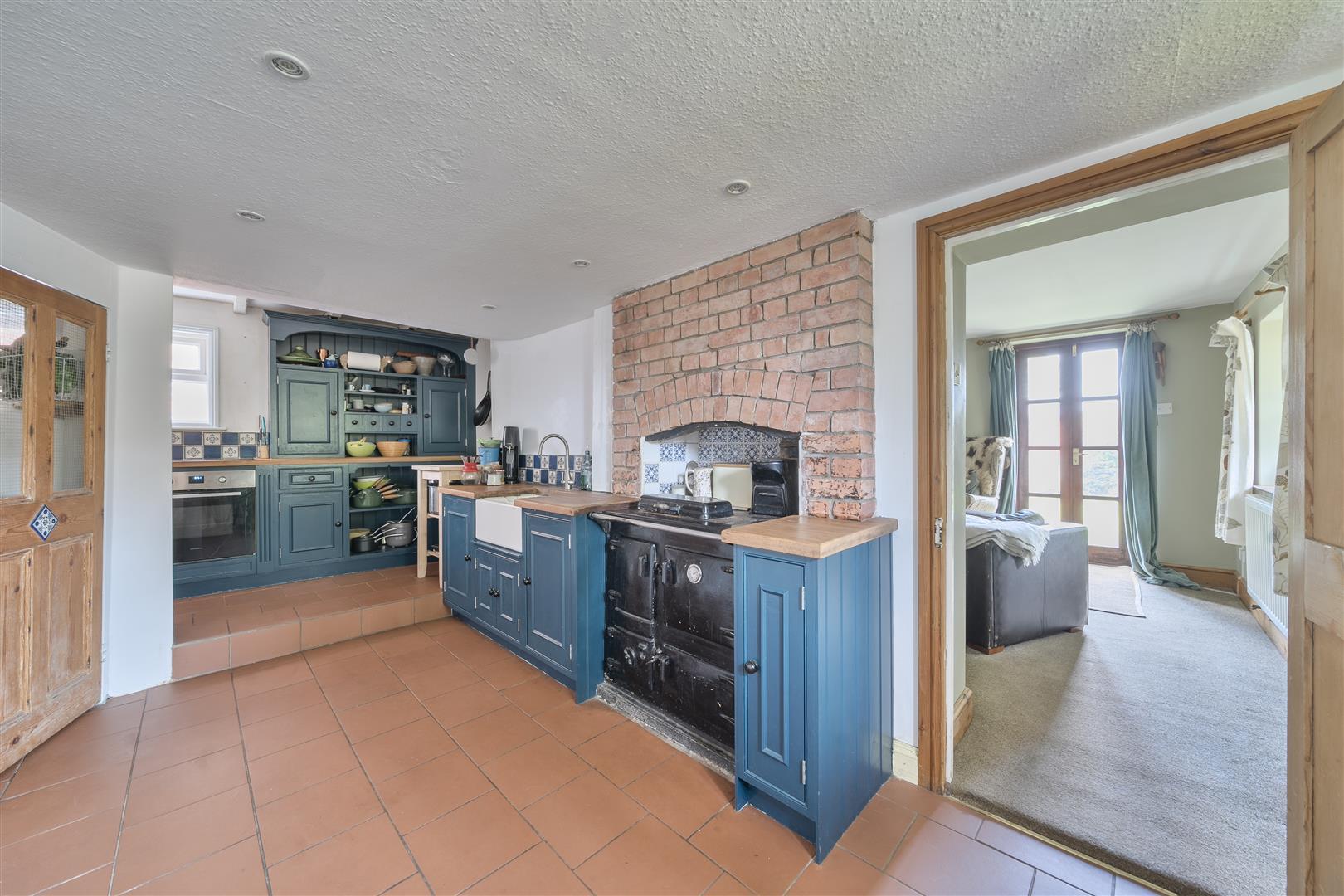 Property Image 0a39a49b-9b67-4bb2-a076-115e4e5c51ed