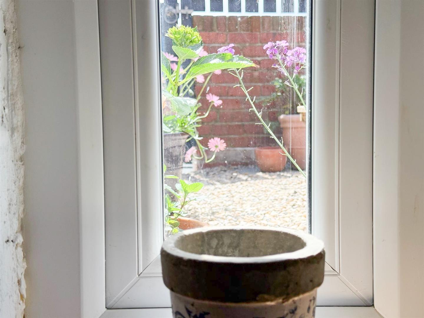 Property Image 0a3e021a-32ce-42ad-9709-6da43d498a11