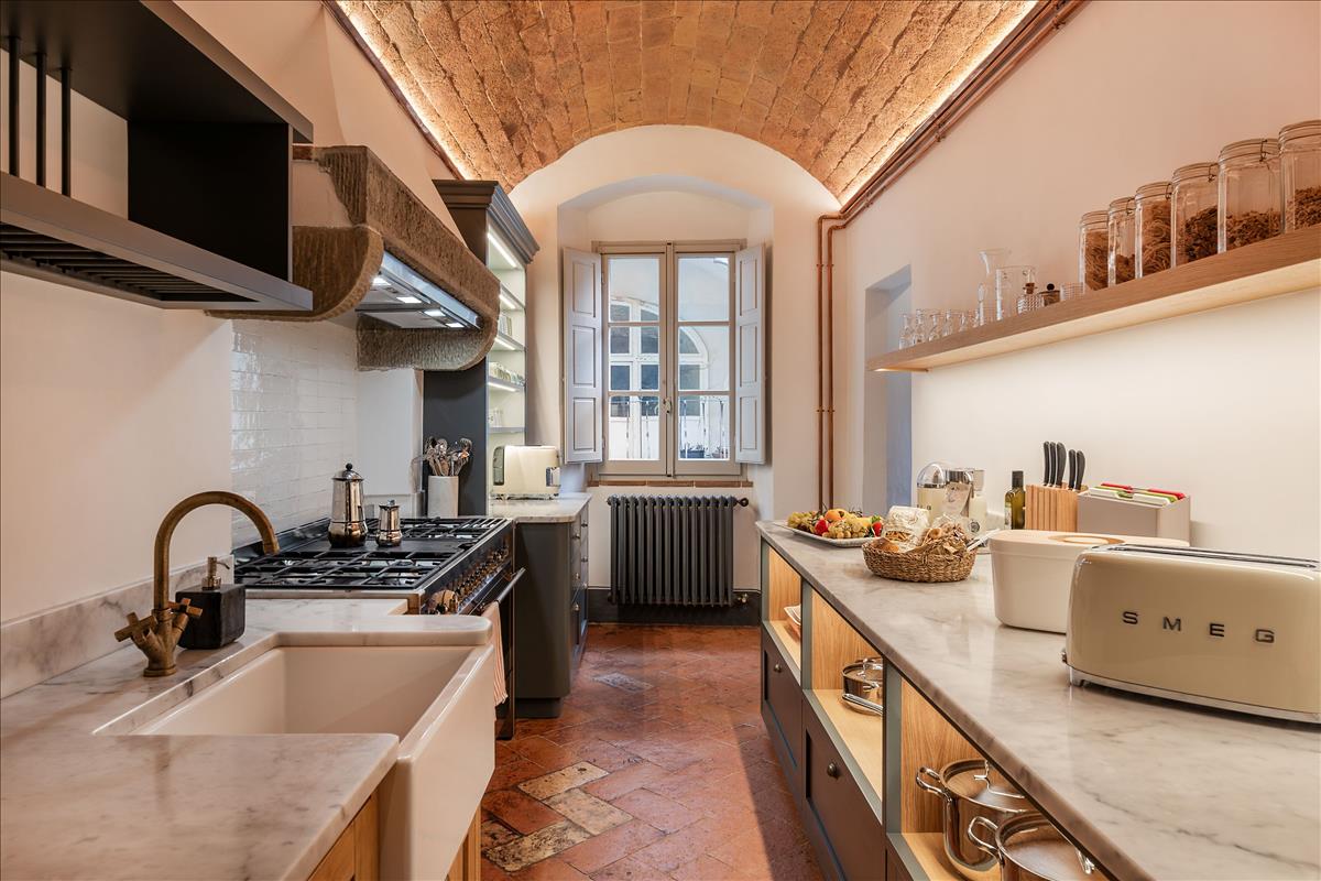 Property Image 0a45973c-2063-4a86-ace4-cfe8917dd3f7