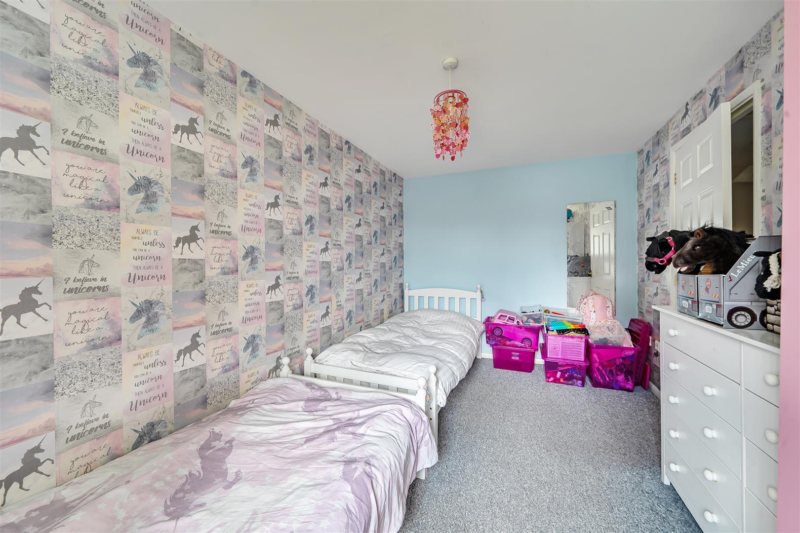Property Image 0a49d23d-0706-45fb-974e-1691bbee63a8