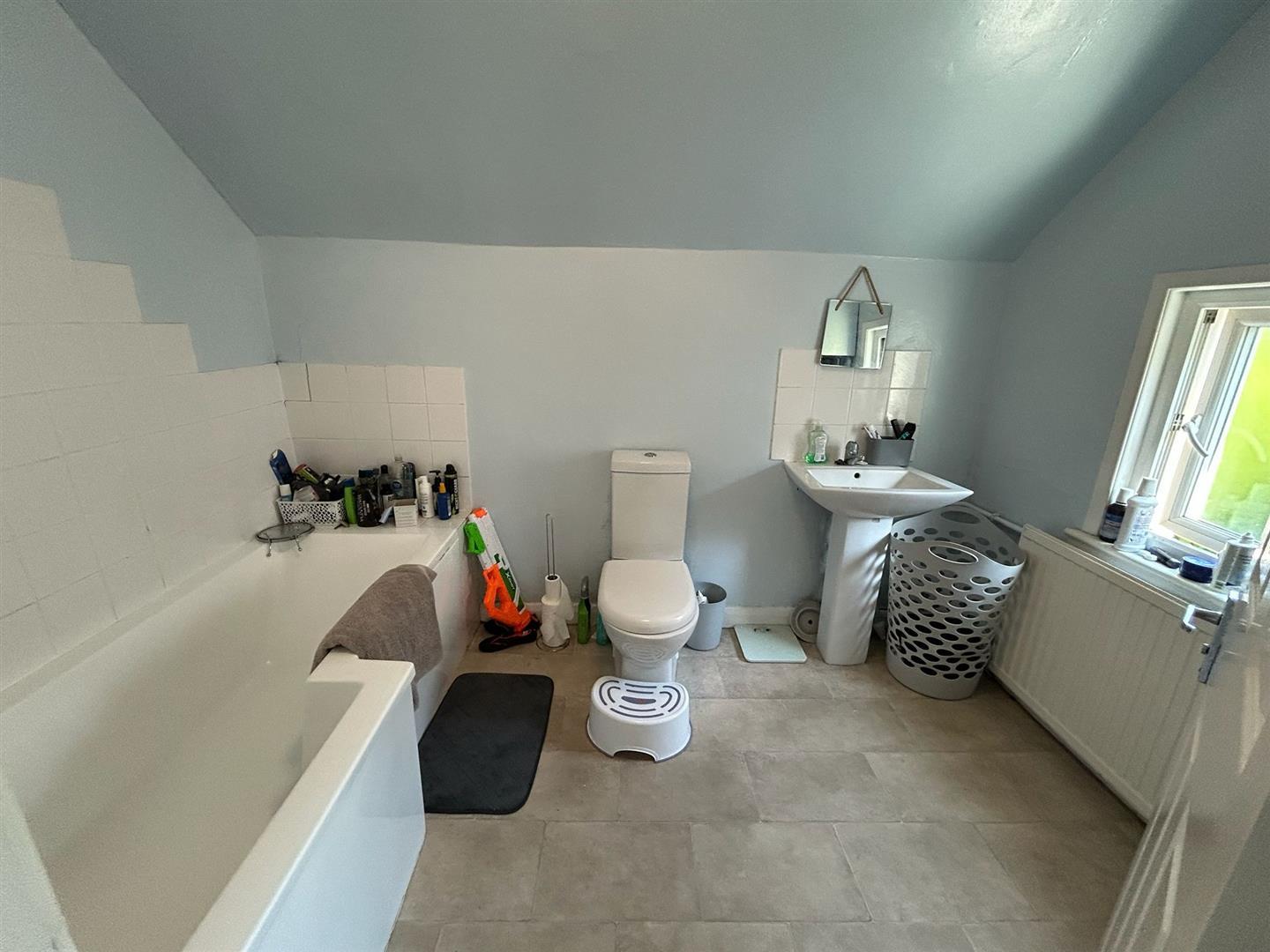 Property Image 0a4a9c8e-f0e6-4e17-8a2d-7a8bf8623425