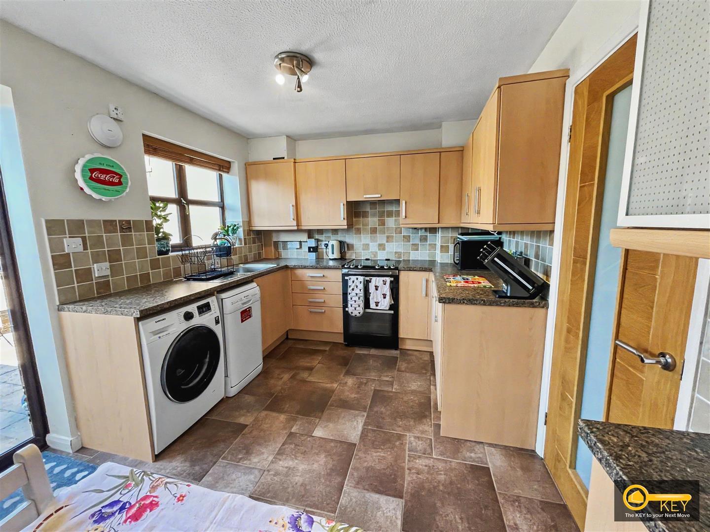 Property Image 0a4d8b5c-0fa3-4259-b82b-33e464e7be78