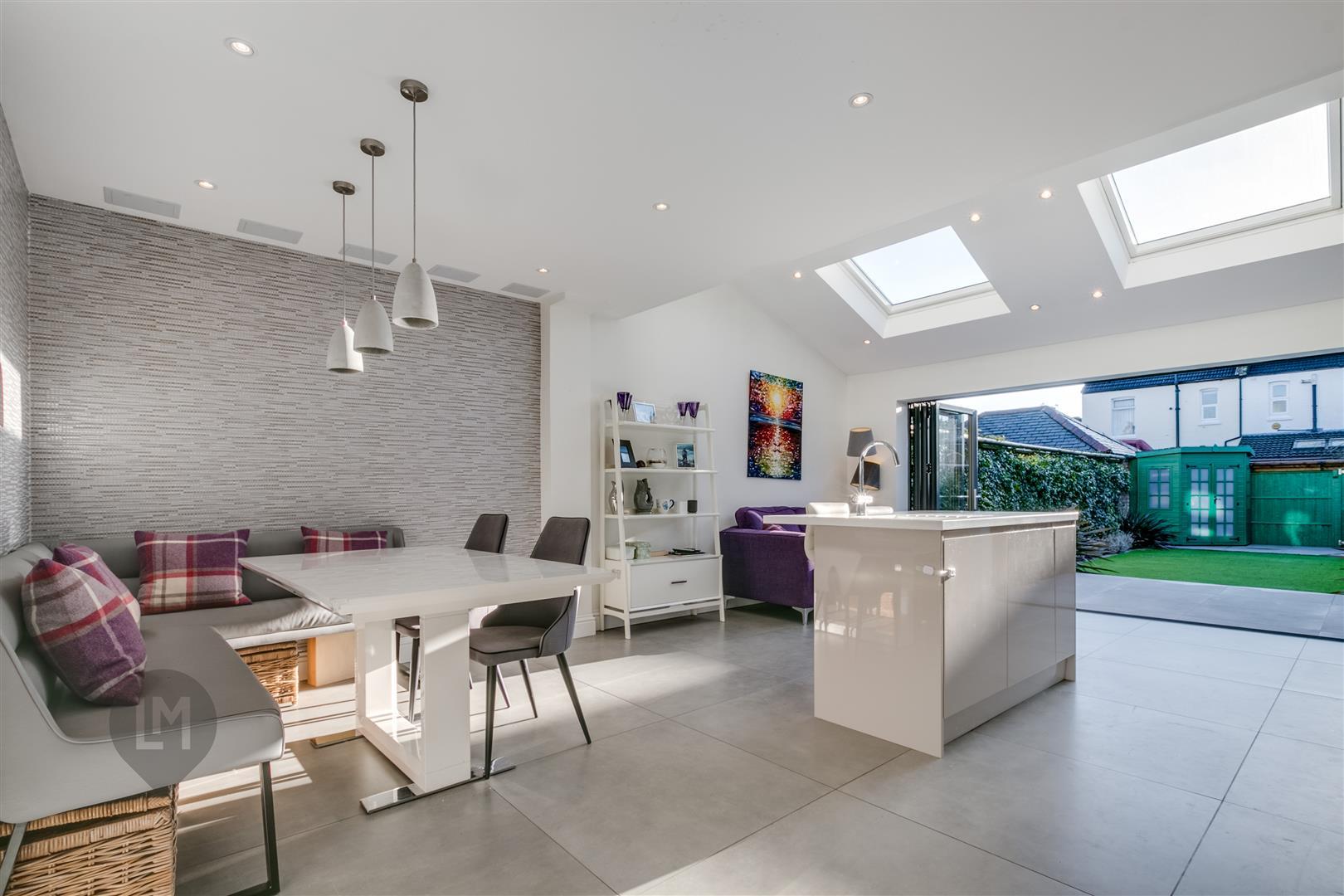 Property Image 0a597541-27a8-4cf1-bf1e-4f2bf30c2ec0