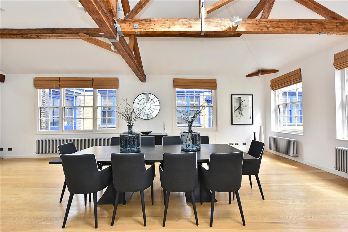 Stunning penthouse in converted warehouse, Shoreditch