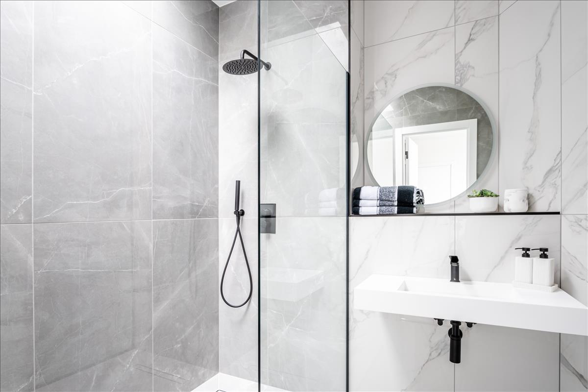 2-bedroom penthouse apartment for sale, Clapton, E5