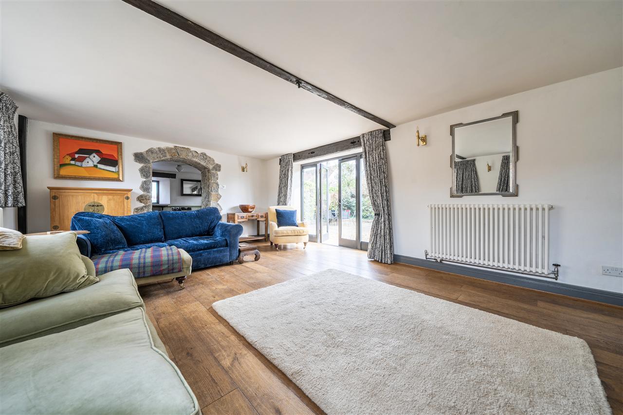 Property Image 0a604844-c672-43f6-87a9-ee3cce505800
