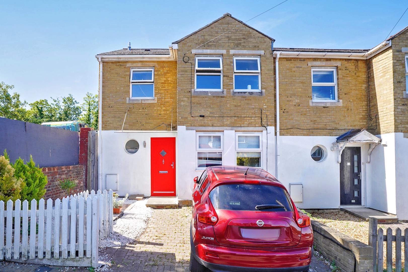 Property Image 0a6f4780-ec83-46f4-b160-6b4442096204
