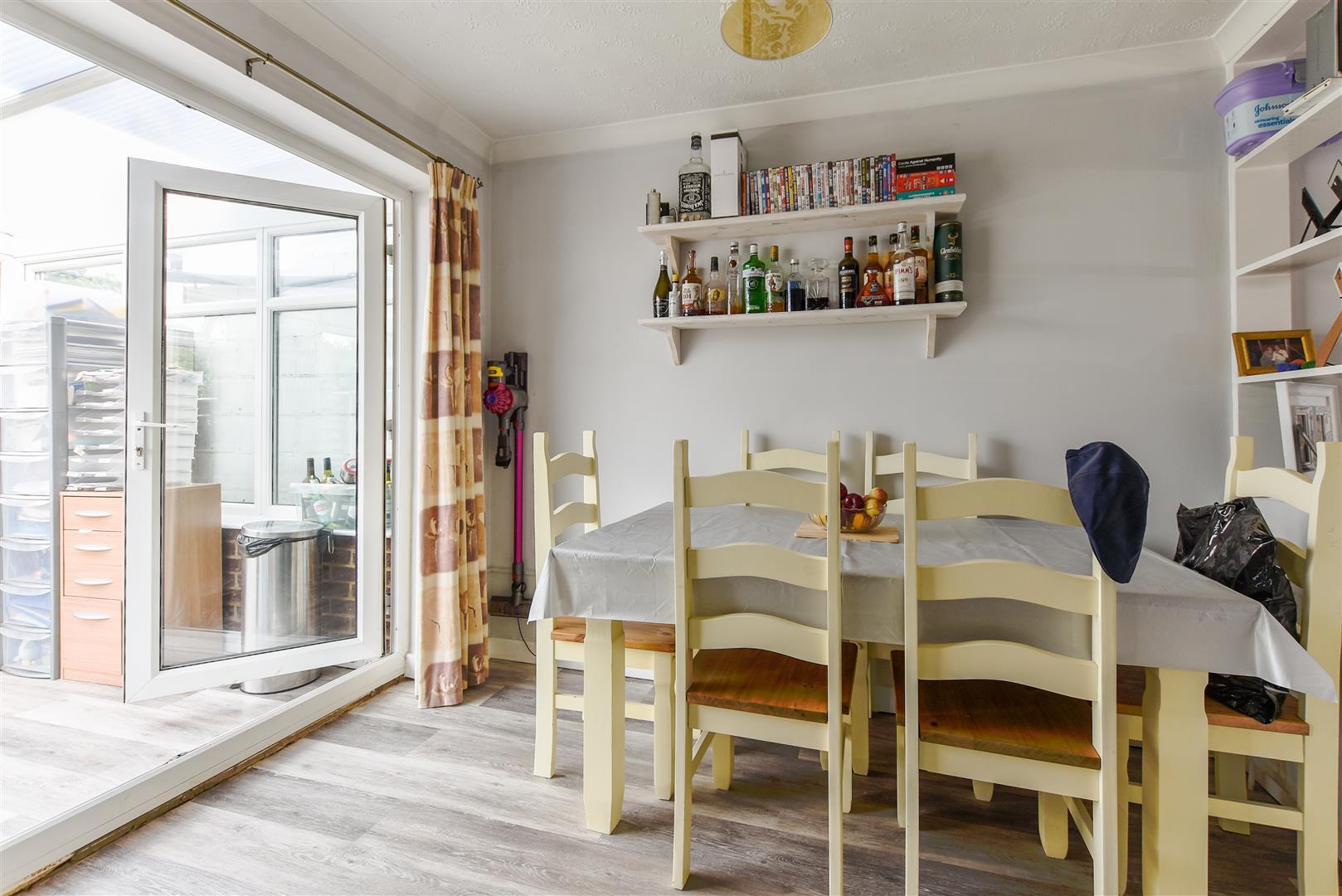 Property Image 0a77324a-6d63-48b2-9240-6f5b6440e894
