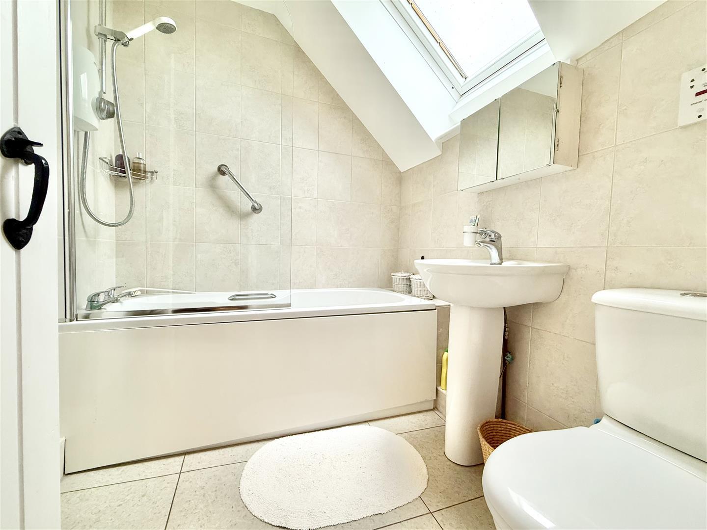 Property Image 0a83cab3-c060-4188-8a2d-dbf8ee7fa3b6