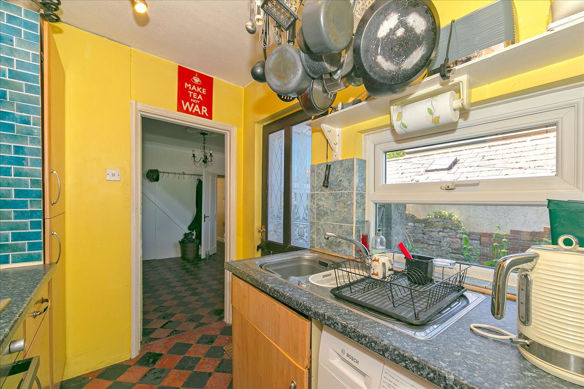 Property Image 0a90c530-7e06-435c-9a95-dcbbec09db3d