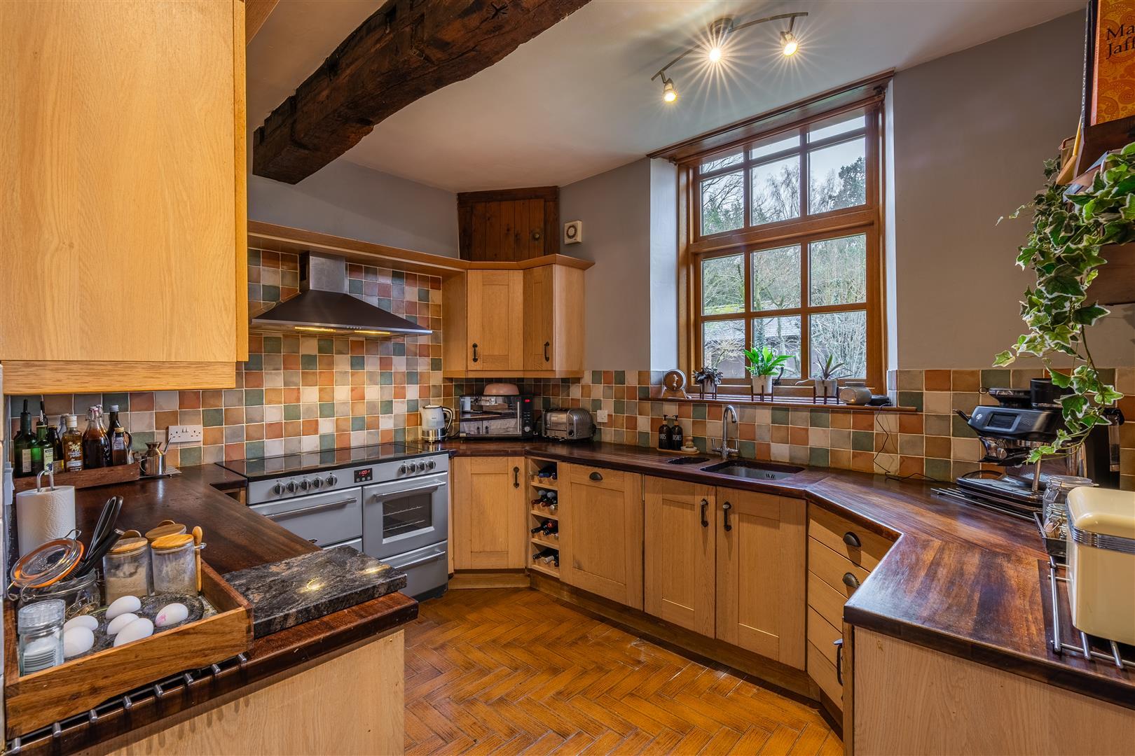 Property Image 0a97d188-608c-40f5-8f2c-f825d49ad61a