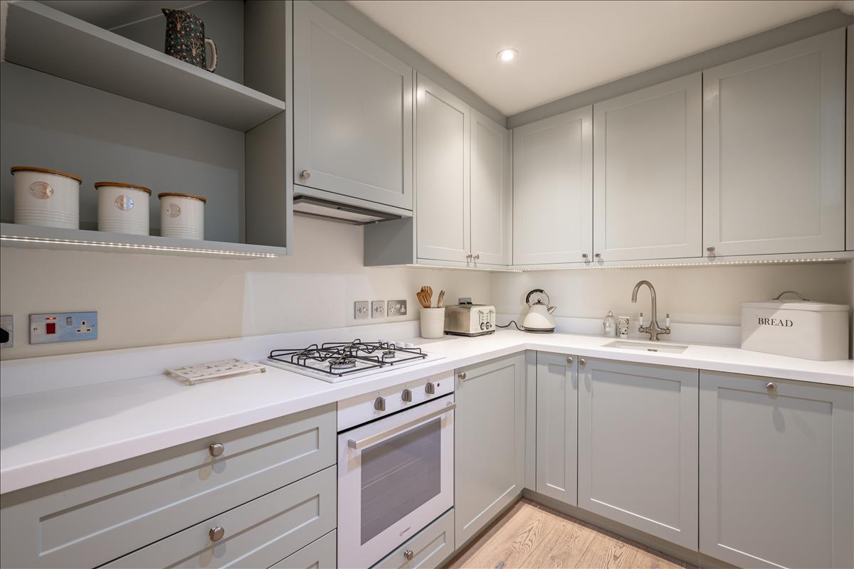 immaculate mews house for rent in Barnsbury N1