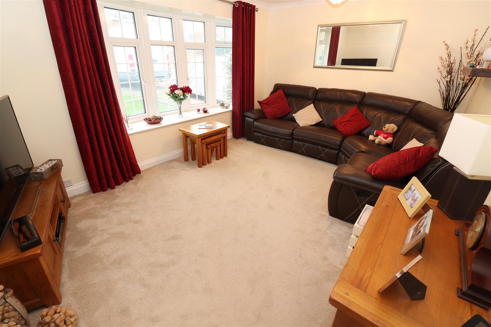 Property Image 0aa4d6cf-621b-4f94-8081-21745b1cdf9d