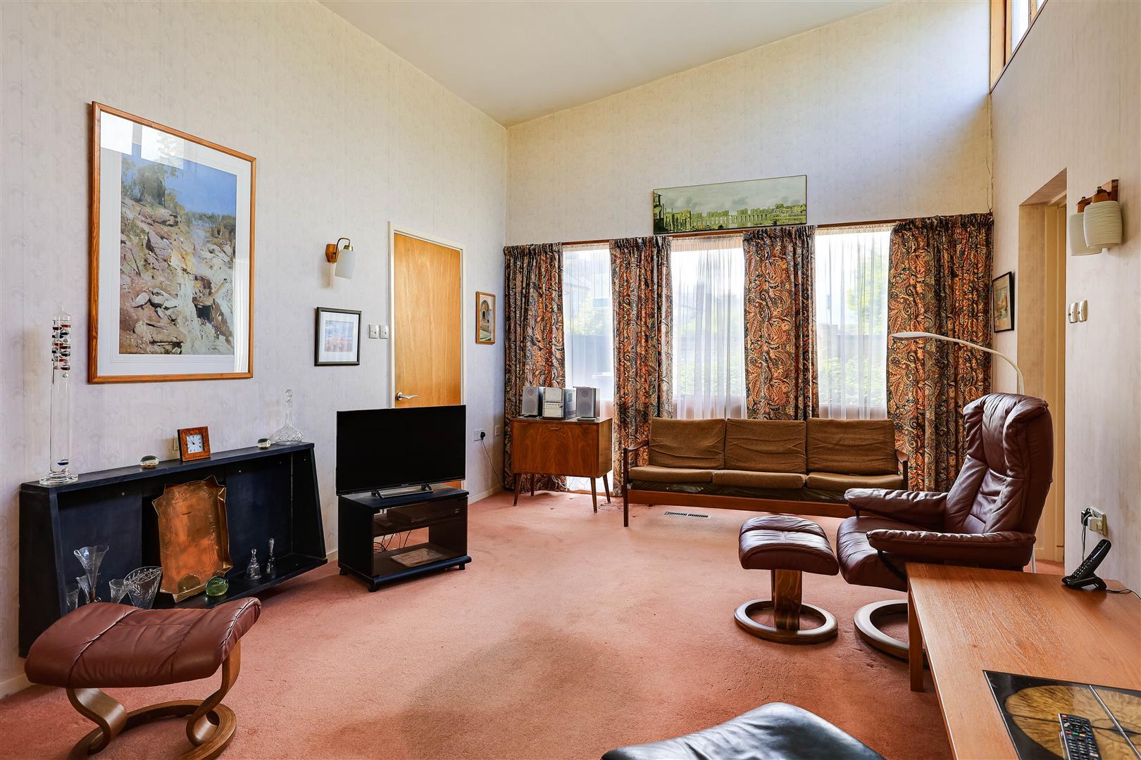 Property Image 0aacc0d0-bb69-4cca-877f-93b2888ab0aa