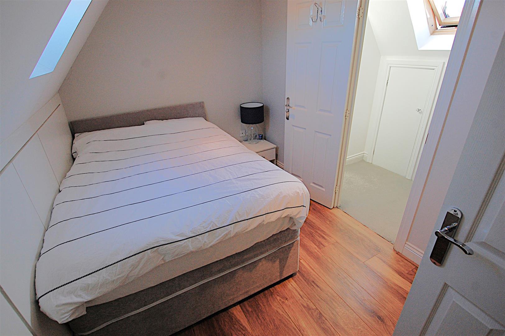 Property Image 0ac8a386-98d3-4450-b3f1-28f2ec358c80