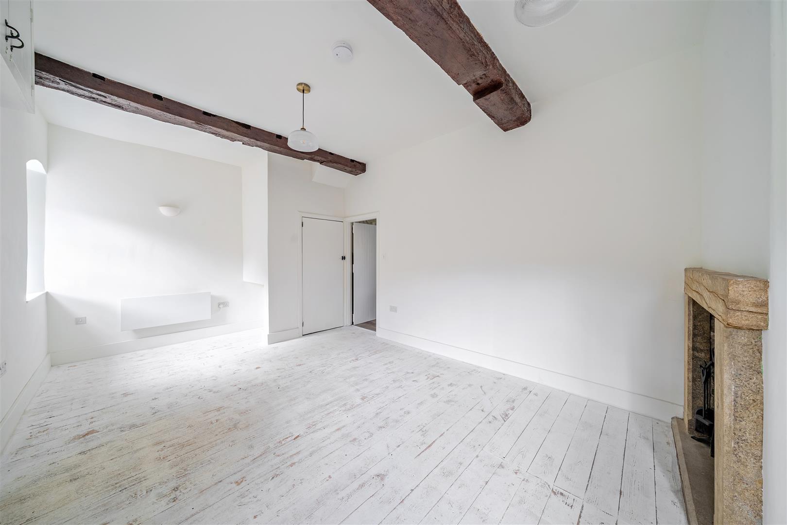 Property Image 0adb259d-aa59-497f-9c4d-001eff853533