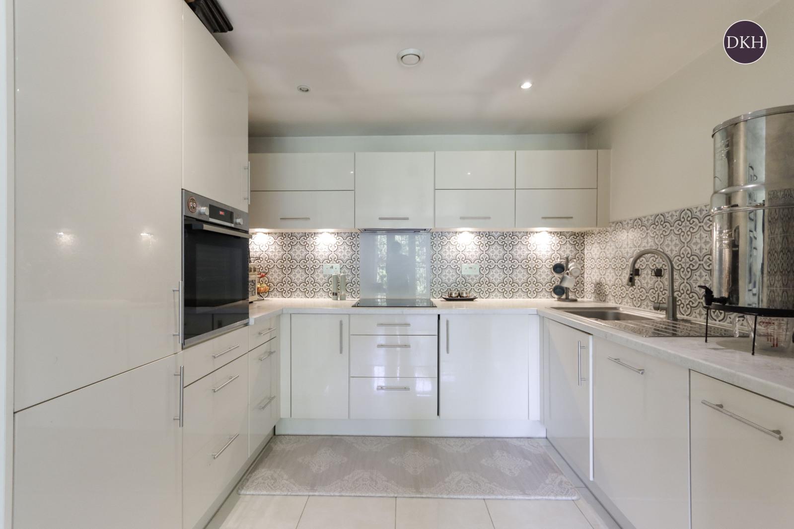 Property Image 0addd1bf-d5e3-4217-8d71-1dbc8e325910
