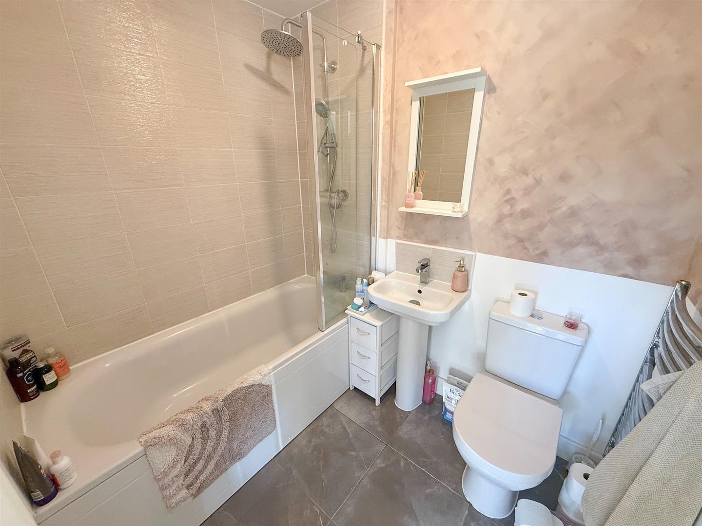 Property Image 0ae10cef-bece-4523-8d07-22bc08e37077