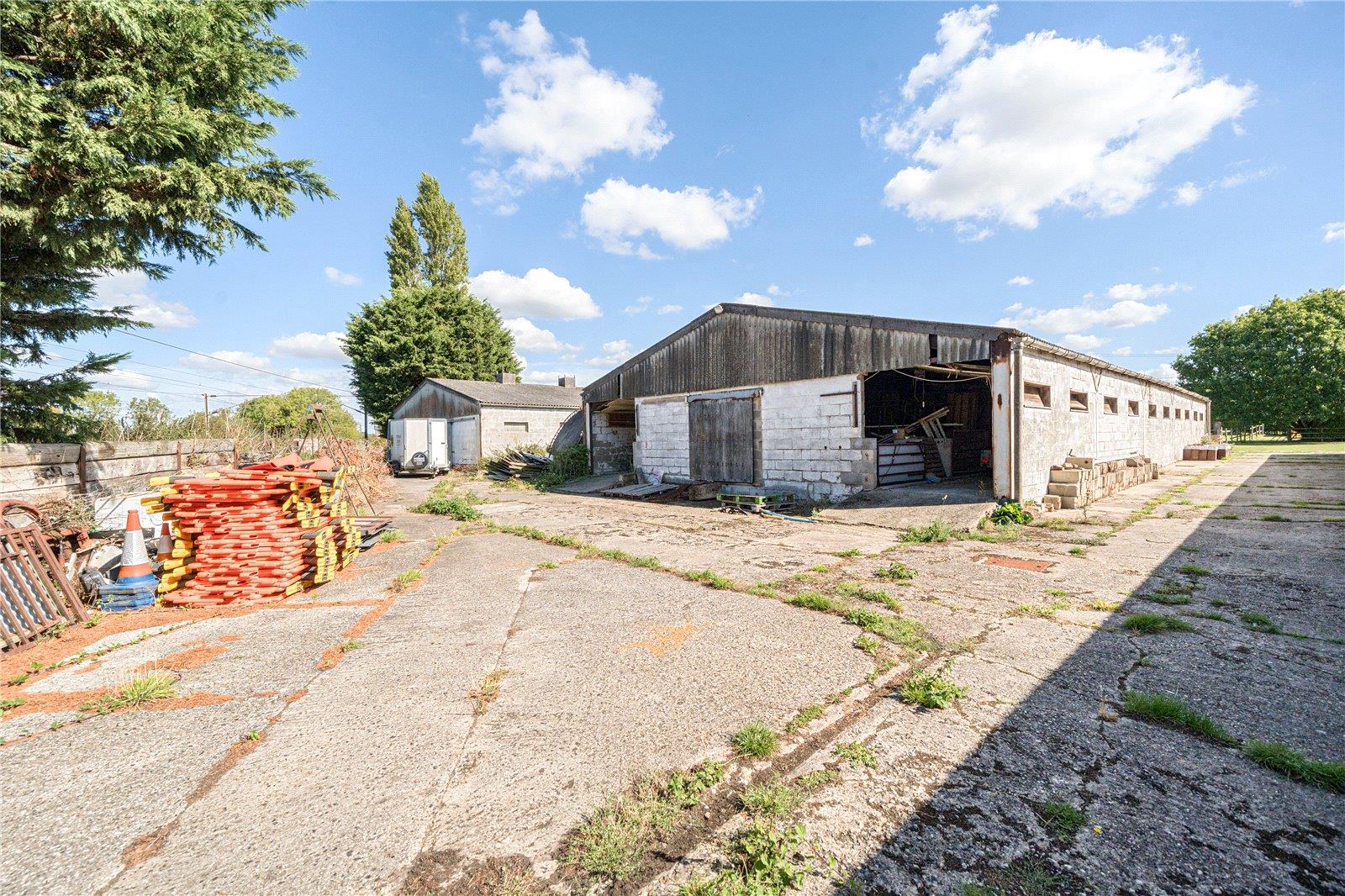 Property Image 0ae3029d-ac8b-4ae9-b25f-7df9f0f47eb7