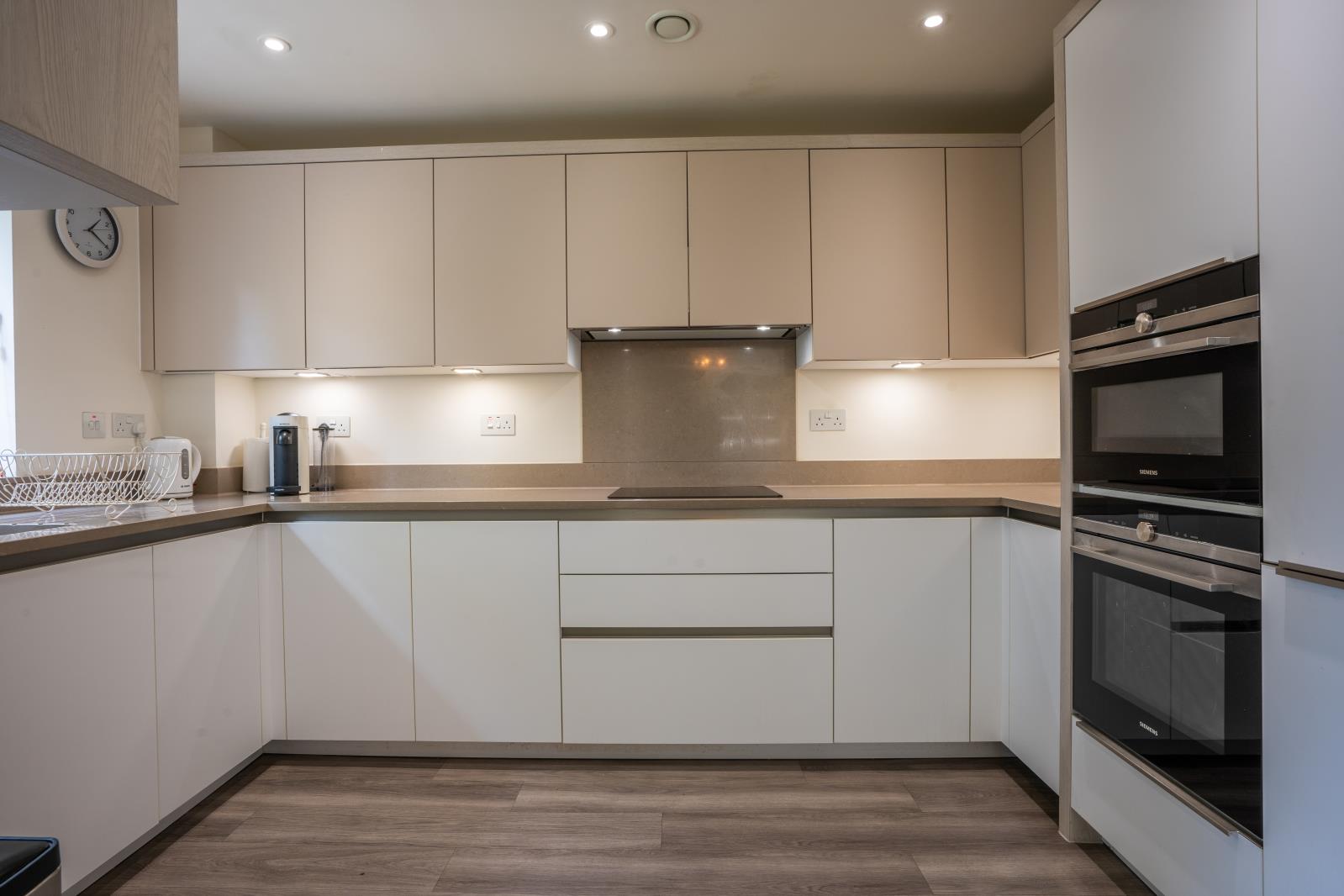 Property Image 0aec17a4-b966-41c6-864f-0d80a19c3d4b