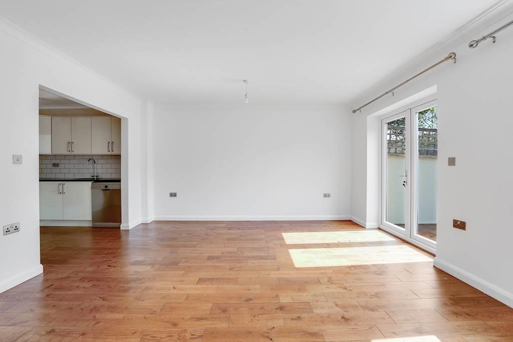 Property Image 0af7e97b-8dbf-4860-8420-2db26bb8e768