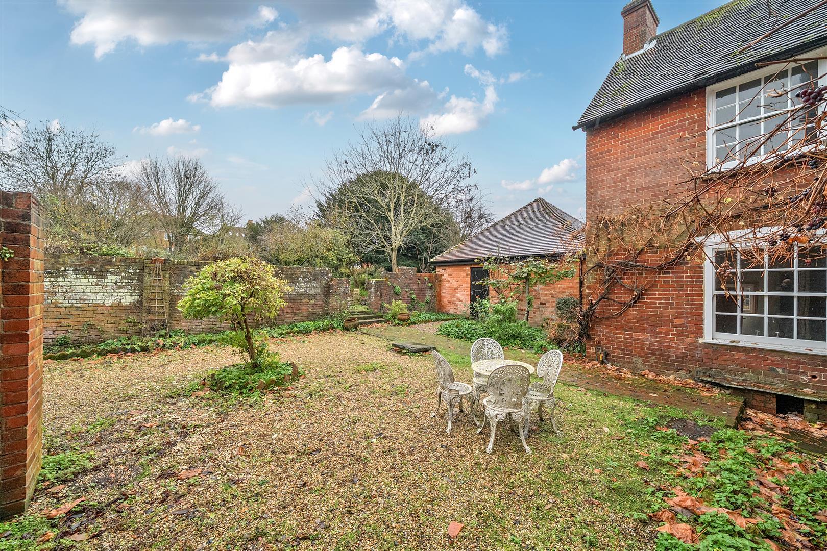 Property Image 0b000db4-def5-4f48-b12a-89841f3958ab