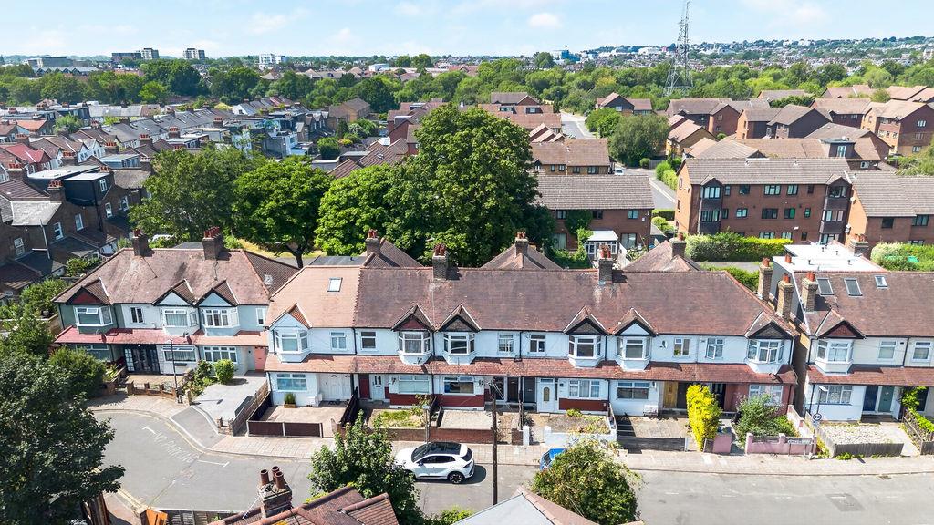 Property Image 0b0206d3-9ee8-41bf-af2d-9d26215e69a2