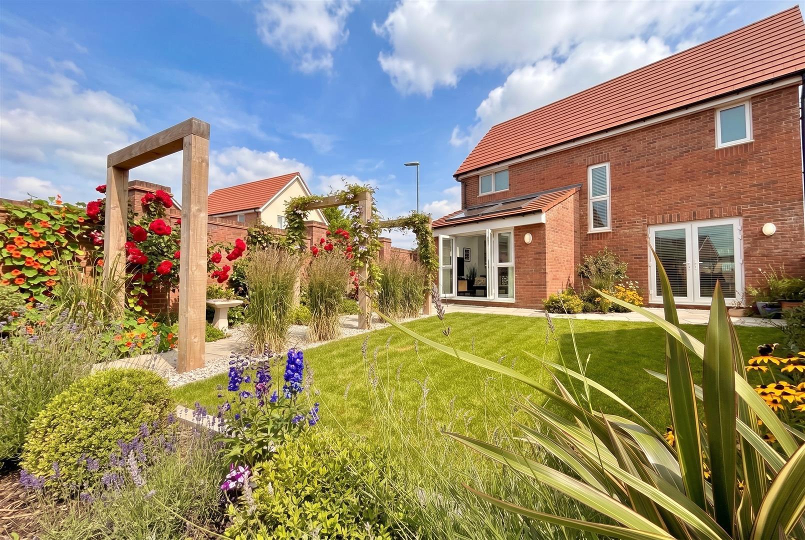 Property Image 0b039d46-35ea-4761-854b-0059d7cdc370