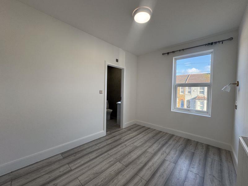 Property Image 0b0585f1-f152-4889-87c8-d8531b619dd1