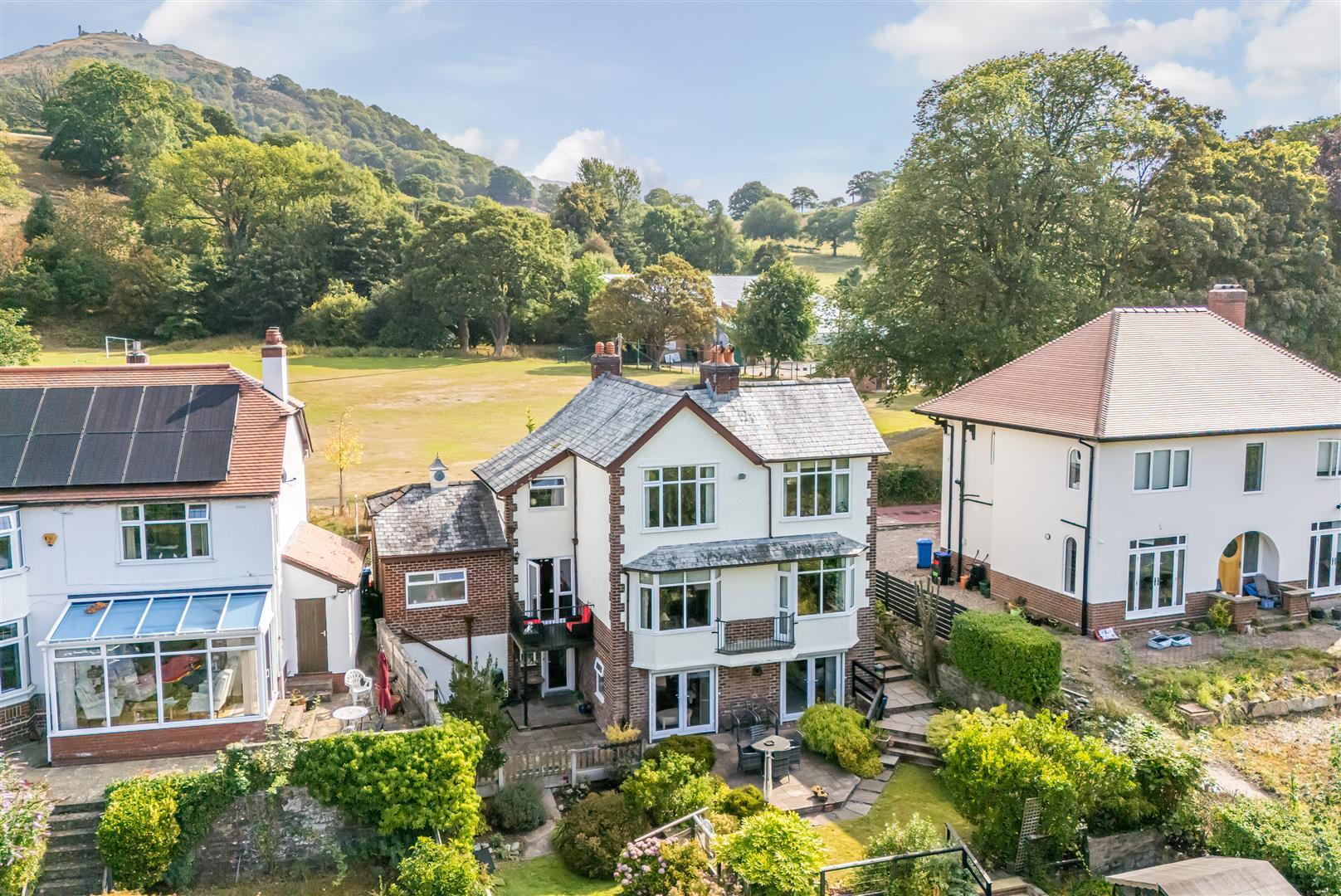 Property Image 0b093446-b3e2-44ea-a2f5-9cc9012bd411