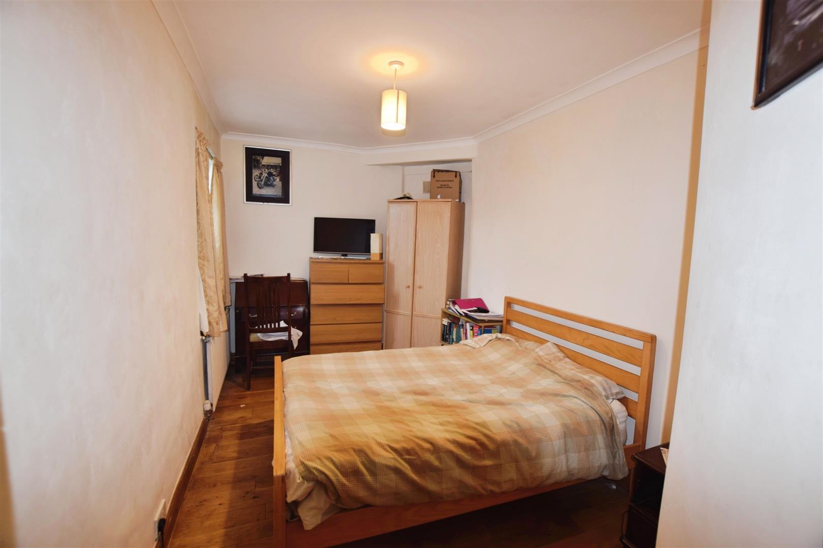 Property Image 0b0f6af3-0767-45c1-af97-0f23130fe946