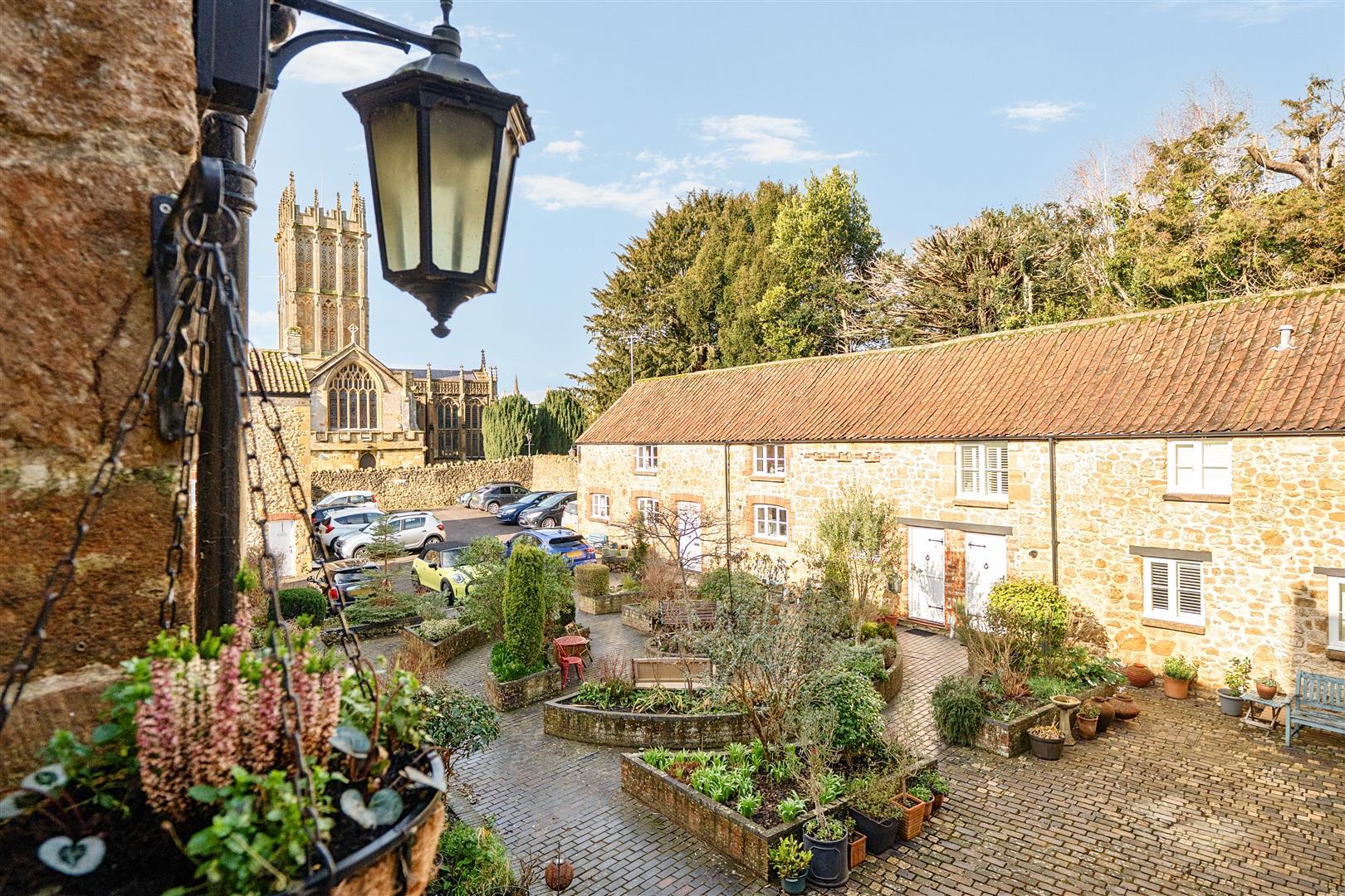 Property Image 0b1462f1-c8e0-40f6-8f6c-aab0806422bf