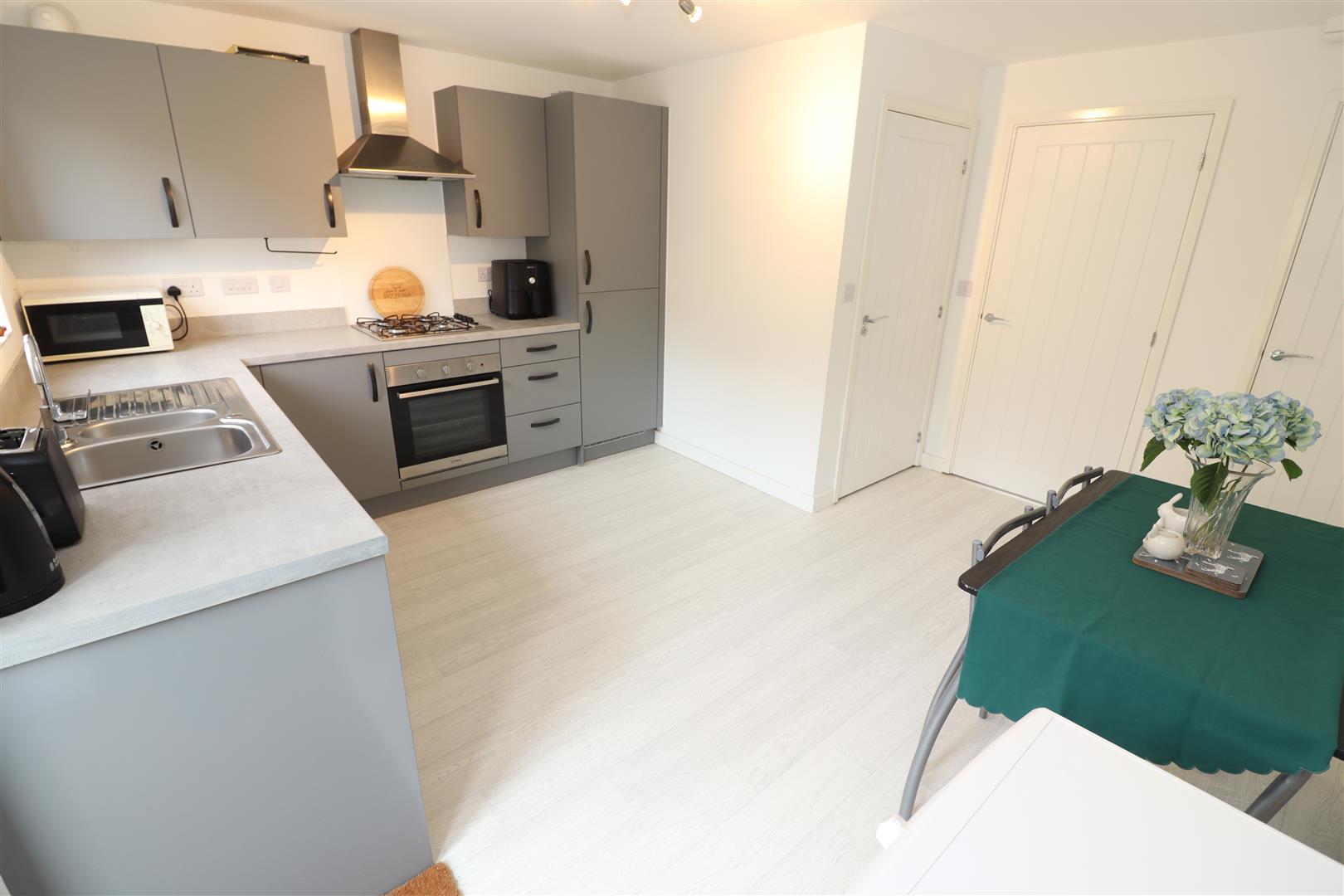 Property Image 0b18ba7e-aee4-4865-85c2-663ac3a1debe