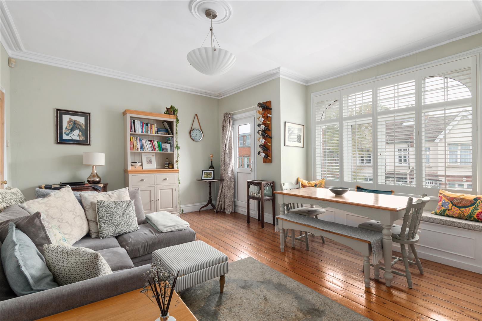 Property Image 0b272260-f56e-4b3d-814c-4738560284d6