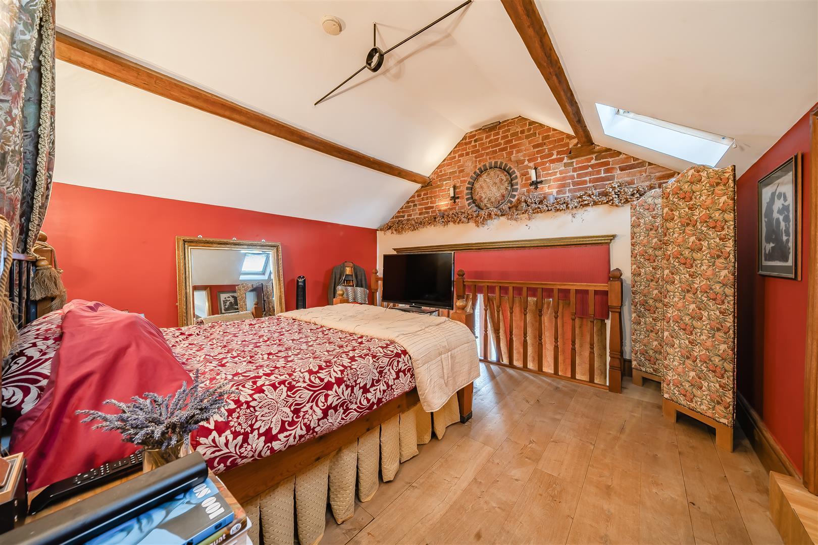 Property Image 0b2bbee1-fa48-4205-9d72-57eb5ca8f4c3