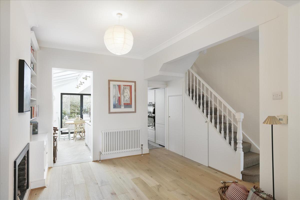 Property Image 0b2d9d42-0571-49c5-83ca-84627dd228ef