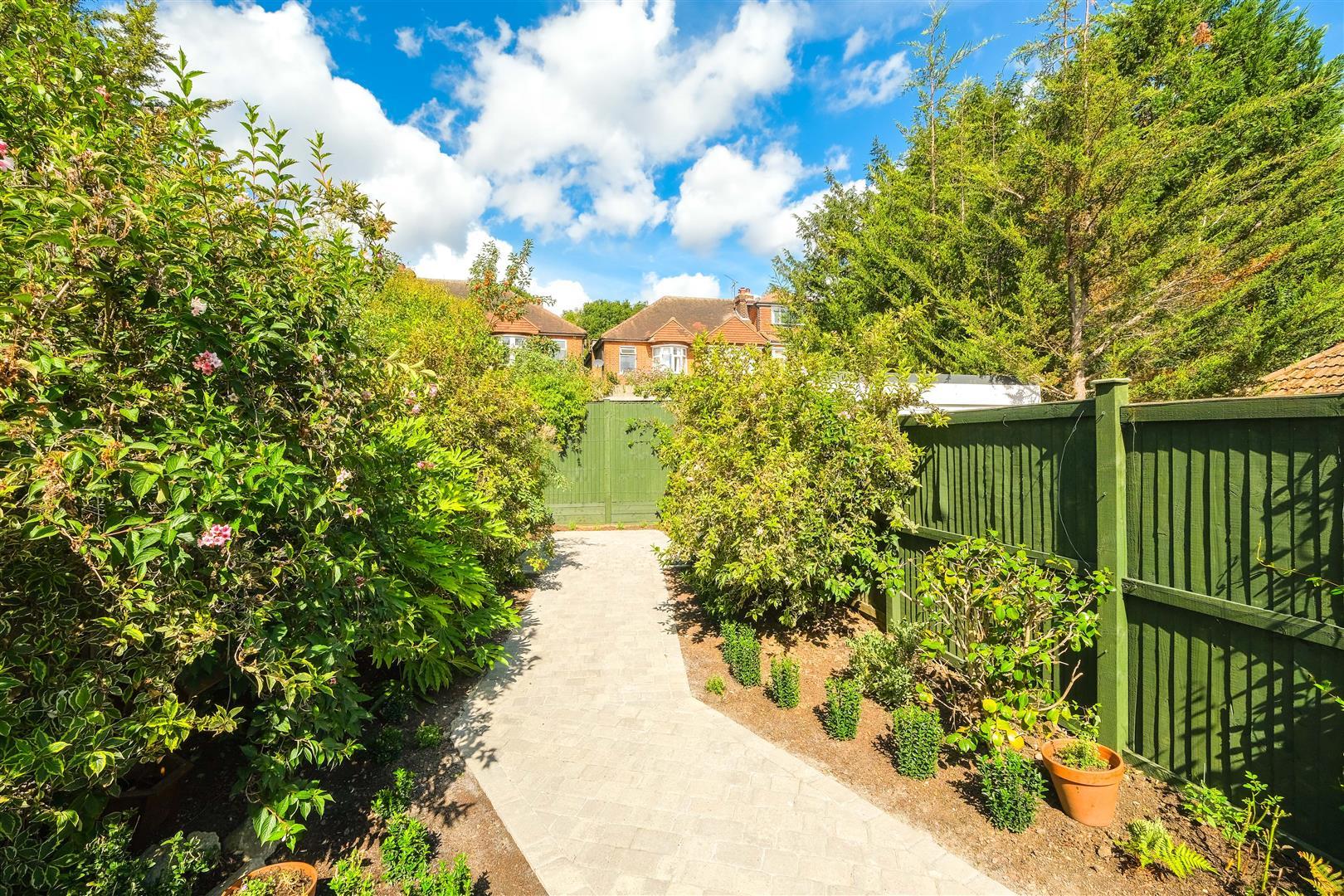 Property Image 0b3367f2-3187-4ad6-a2ae-d1403945a866